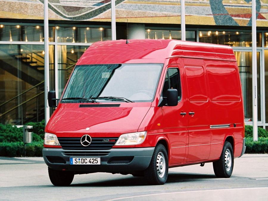  Mercedes-Benz Sprinter Van 2000 года  (фото 14 из 23)